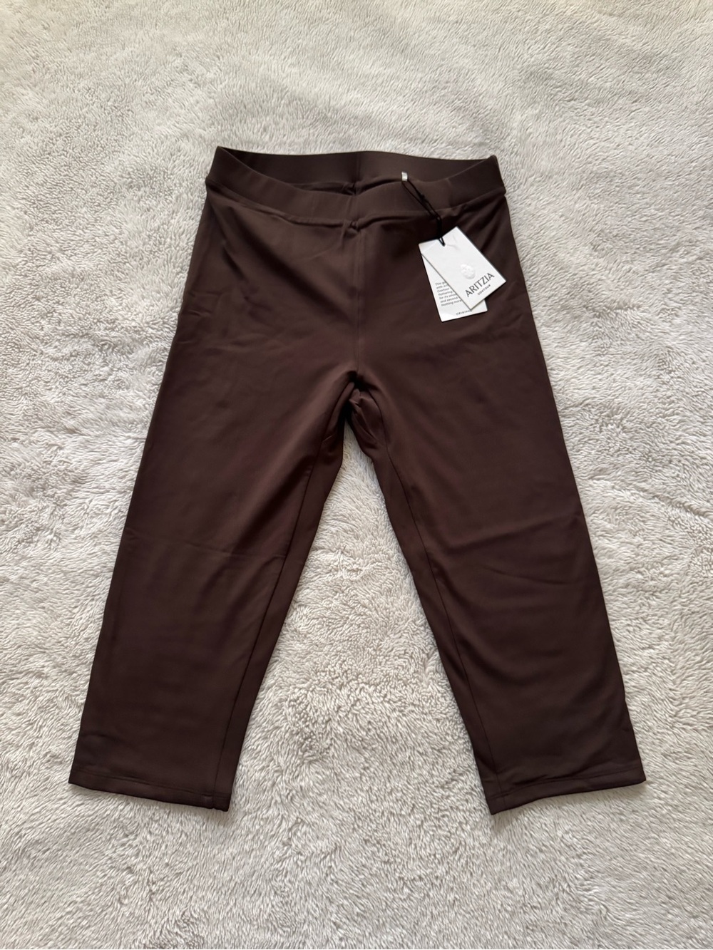 Aritzia contour brown capris